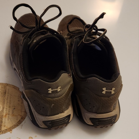 Men's Under Armour running shoes - Picture 3 of 3
